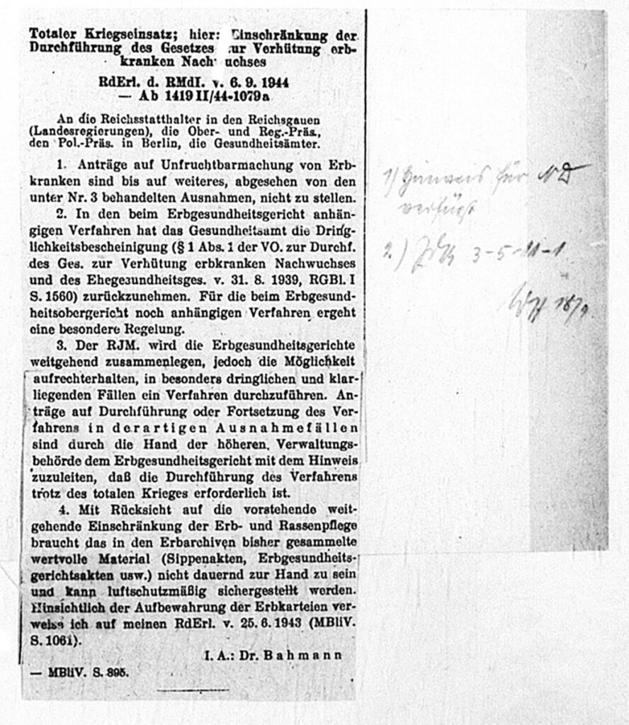 Es ist eine schwarz-weiße Fotokopie. Es ist ein einspaltiger Bericht einer Zeitung mit schwarzer Druckschrift auf weißem Papier.