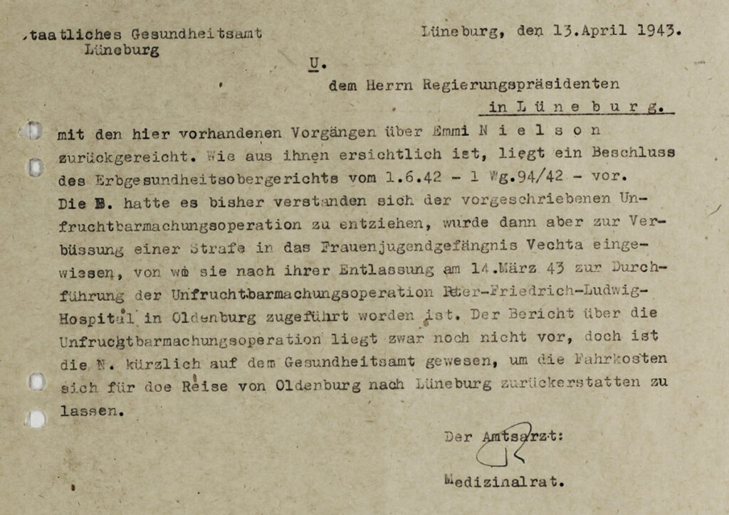 Der Brief ist vergilbt. Er ist eine halbe Seite groß. Der Brief ist mit der Schreibmaschine geschrieben und handschriftlich unterzeichnet.