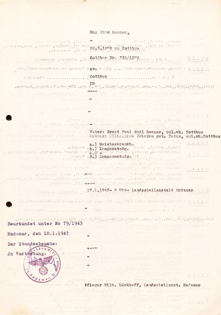 Das Papier ist leicht vergilbt. Die Urkunde ist mit der Schreibmaschine geschrieben. Die Schrift auf der Rückseite drückt deutlich durch.