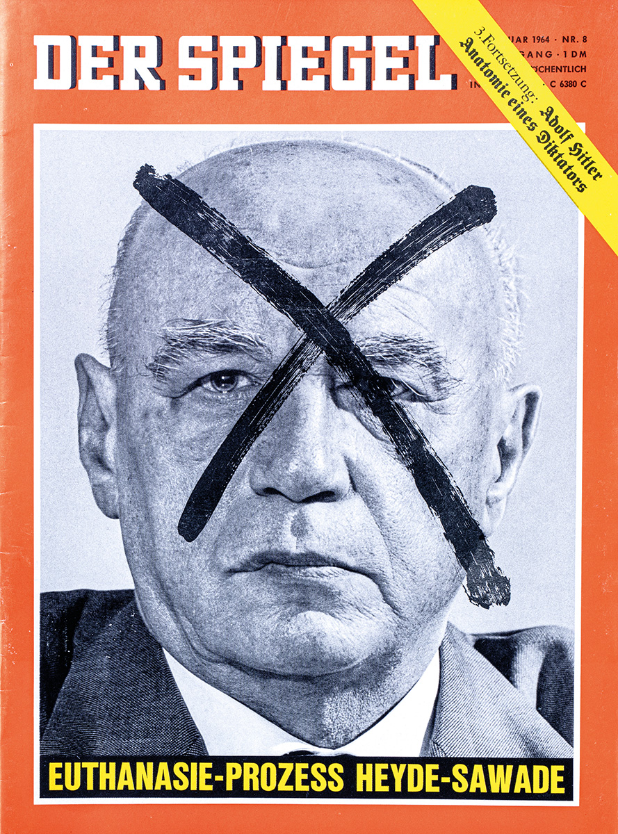 Das Titelbild des »Spiegels« zeigt ein schwarz-weißes Portrait von Werner Heyde. Er ist im Anzug mit ernstem Gesichtsausdruck zu sehen. Mit dickem Strich ist ein energisches Kreuz über das Gesicht gemalt.