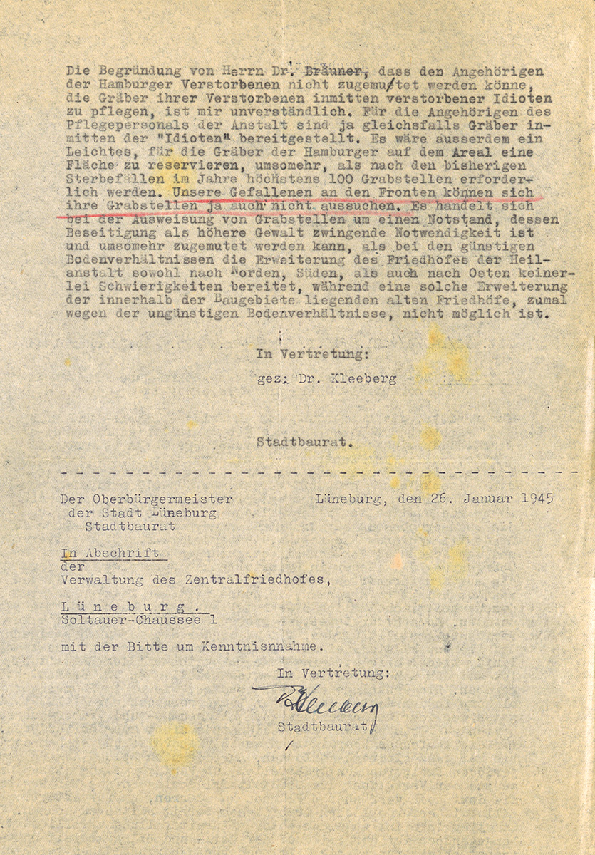 Das Papier ist vergilbt und seitlich leicht eingerissen. Die Anordnung ist eng mit Schreibmaschine geschrieben. Sie füllt nur ein Drittel der Seite aus und ist handschriftlich unterschrieben.